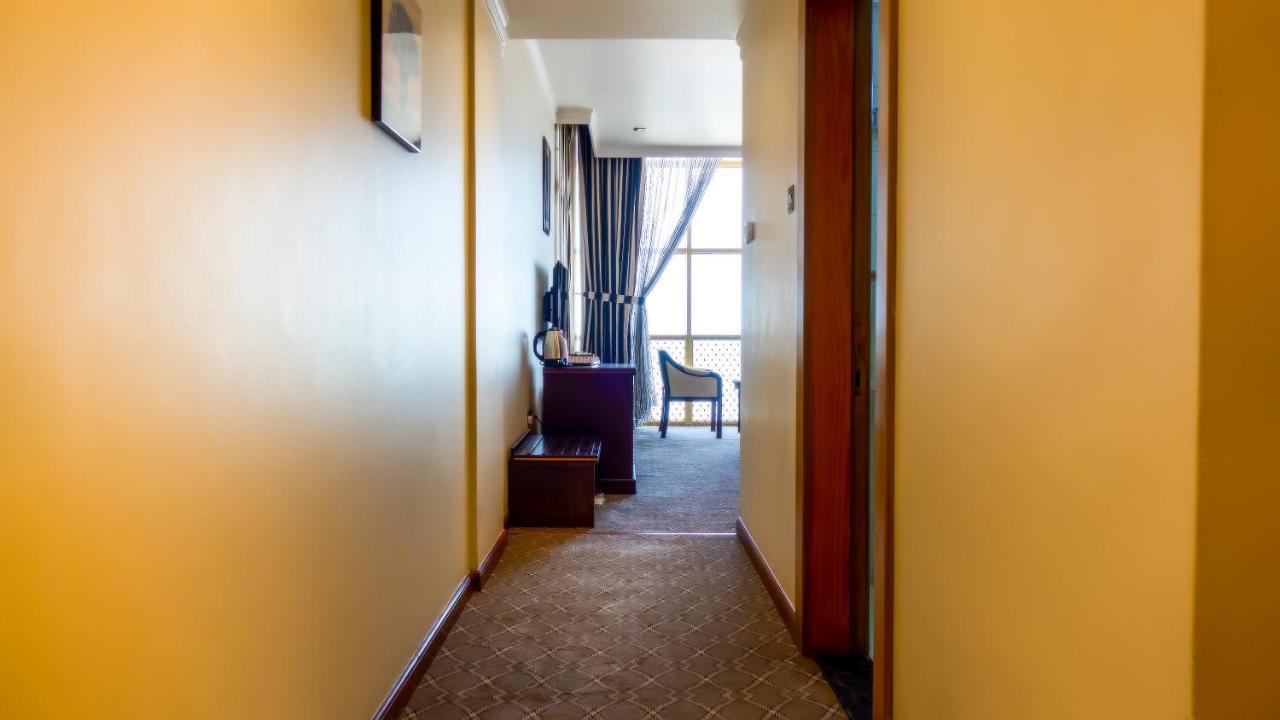 Manama Tower Hotel Bagian luar foto